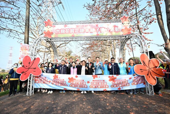 11_20260321112018014_01木棉花季