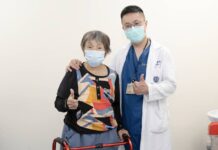 舉步維艱 80老婦微創正前開人工髖關節置換重拾行動力