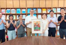 董日福珍貴運河畫作捐贈成功大學 企業家蘇成達響應贊助 跨領域傳承台南歷史記憶與人文溫度