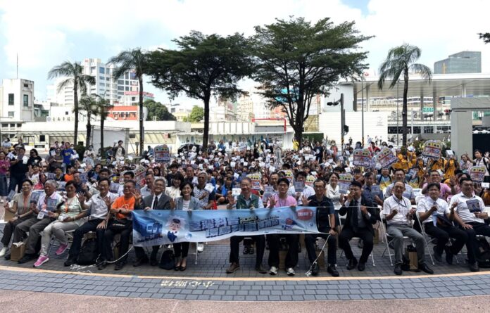科普環島列車臺南站起跑